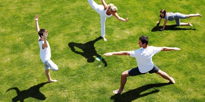 Yoga course - Kurse für bestimmte Zielgruppen: Kurse für Unternehmen - Austria - Familienyoga - Meraner Care