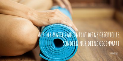 Yogakurs - vorhandenes Yogazubehör: Yogagurte - Ruhrgebiet - Motto - deinyoga oberhausen