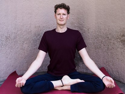 Yogakurs - vorhandenes Yogazubehör: Yogamatten - Yoga fürs Wohlbefinden