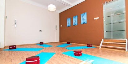 Yogakurs - Yogastil: Vinyasa Flow - Thüringen Nord - Unsere Räume können auch gemietet werden. Nehmen Sie Kontakt zu uns auf.  - Mittelpunkt - Zentrum für Wohlbefinden und Leistungsentfaltung Jena