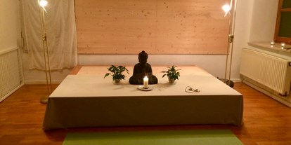 Yogakurs - Yogastil: Kundalini Yoga - Yogaraum in Straußdorf - Raum des Herzens - Entspannung, Gesundheit, Meditation mit Yoga & Ayurveda