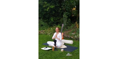 Yogakurs - Ambiente: Kleine Räumlichkeiten - Dormagen - Kundalini Yoga und Breathwalk in Dormagen