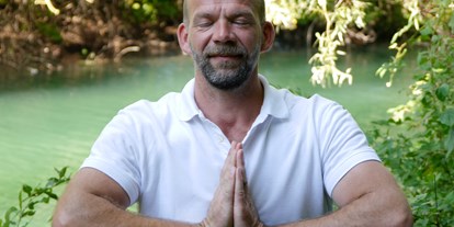 Yogakurs - Kurse für bestimmte Zielgruppen: Momentan keine speziellen Angebote - Region Bodensee - Kundalini Yoga - Daniel Graze