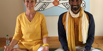 Yogakurs - Kurssprache: Englisch - Rheinland-Pfalz - Yoga und Meditation mit Mani Raman bei Karuna Yoga in Holsthum - Karuna Yoga