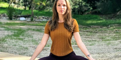 Yogakurs - Kurse für bestimmte Zielgruppen: Momentan keine speziellen Angebote - Berlin - Farina Yoga - Yin Yoga · Yoga Nidra · Yin Yang Yoga 