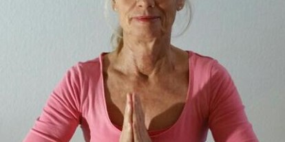 Yogakurs - Kurssprache: Deutsch - Overath - Namaste - Hatha- und Yin-Yoga in Siegburg, Much und Waldbröl, Hormonyoga-Seminare, Yoga-Reisen