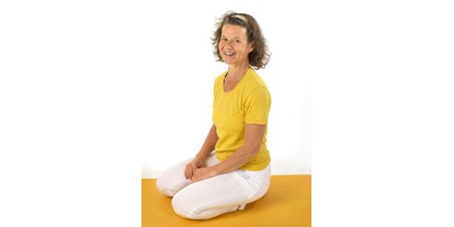 Yogakurs - Erfahrung im Unterrichten: > 250 Yoga-Kurse - Brandenburg Süd - Ich begleite dich gern - Yoga für Schwangere, Mama Baby Yoga