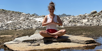 Yogakurs - Art der Yogakurse: Offene Kurse (Einstieg jederzeit möglich) - Innerbraz - Romana Gruber Herzyoga