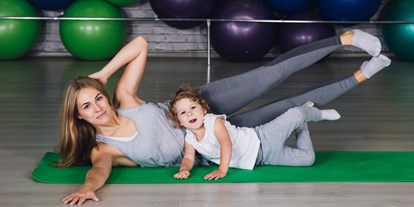Yogakurs - Ausstattung: WC - Berlin-Stadt Zehlendorf - Eltern-Kind-Yoga - Yoga Bambinis