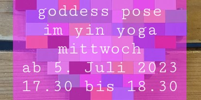Yogakurs - vorhandenes Yogazubehör: Decken - Baden-Württemberg - Yogawerkstatt                          Silke Weber