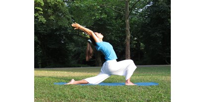 Yogakurs - Erreichbarkeit: gut mit dem Auto - Hessen Süd - Yogakurs auf dem Schlossgarten in Mannheim - Here and Now Yoga in Mannheim