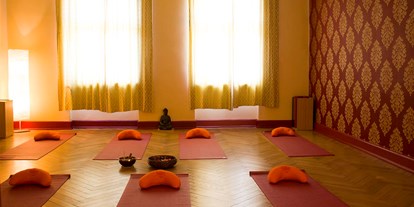 Yogakurs - Kurse mit Förderung durch Krankenkassen - Thüringen - Yoga & Massage am Horn in Weimar