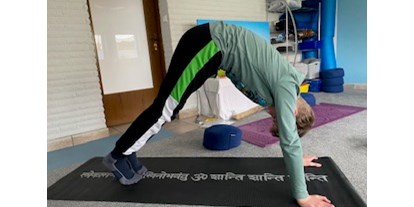 Yogakurs - Yogastil: Yoga Nidra - Steinheim - große Kinder - Yoga - Beate Haripriya Göke