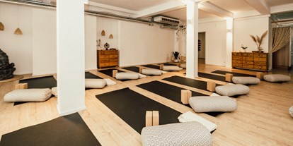 Yogakurs - Yogastil: Meditation - Franken - Hatha Yoga / Vinyasa Yoga / Yin Yoga / Schwangerschaftsyoga / Mama&Baby Yoga