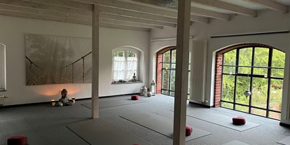 Yogakurs - geeignet für: Dickere Menschen - Münsterland - Adventsyoga 2023