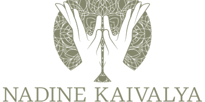 Yogakurs - Zertifizierung: 500 UE Yoga Alliance (AYA) - Nadine Kaivalya Yoga