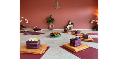 Yogakurs - Kurse mit Förderung durch Krankenkassen - Hessen Nord - Yoga Cara Studio - Yoga Cara