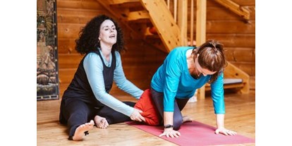 Yogakurs - geeignet für: Anfänger - Welle - Hatha-Yoga-Kurs