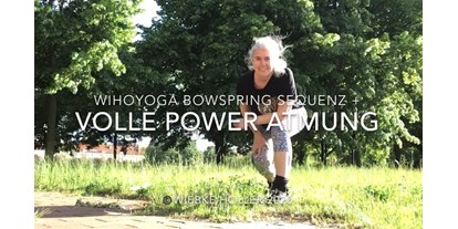 Yogakurs - Yogastil: Centered Yoga - Video Sequenz mit Power Atmung (29 Min.) - Wiebke Holler