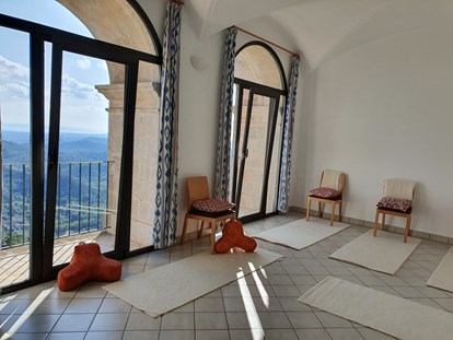Yogakurs - Unterbringung: Mehrbettzimmer - Yoga & Meditation in einem alten Kloster auf Mallorca