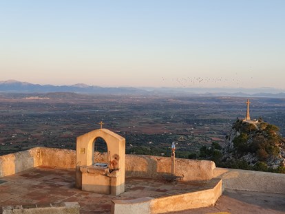 Yogakurs - vorhandenes Yogazubehör: Sitz- / Meditationskissen - Spanien - Yoga & Meditation in einem alten Kloster auf Mallorca
