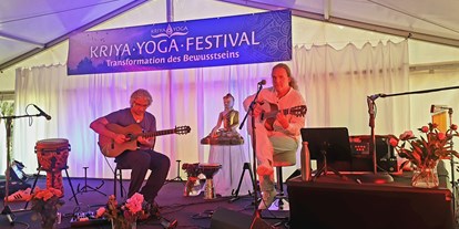 Yogakurs - Yoga Elemente: Asanas - Deutschland - Kriya Yoga Festival 2024 - Transformation des Bewusstseins