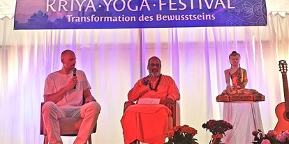 Yoga course - geeignet für: dickere Menschen - Kriya Yoga Festival 2024 - Transformation des Bewusstseins