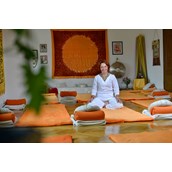 Yoga - Yoga Nidra - yogische Tiefenentspannung mit Karin Steiger, Yoga-Schule Kärnten - Start Yoga-Nidra Ausbildung 20./21. April 2024