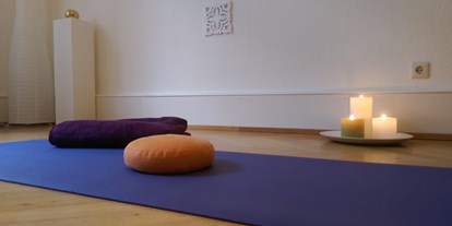 Yogakurs - Erfahrung im Unterrichten: > 750 Yoga-Kurse - Baden-Württemberg - Yoga & Focusing, Annette Haas-Assenbaum