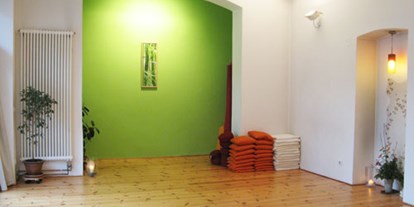 Yogakurs - Yogastil: Power-Yoga - Berlin-Stadt Tiergarten - yogalila kursraum berlinyoga - Yogalila
