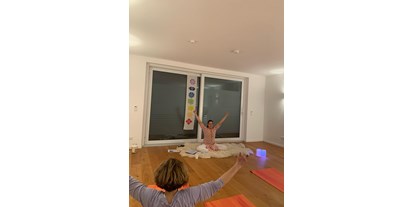 Yogakurs - Ausstattung: WC - Deutschland - Yoga bei und nach Krebs - Schnupper-Workshop Böblingen Juni 2024