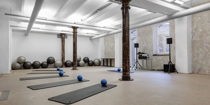 Yogakurs - Kurse für bestimmte Zielgruppen: Kurse nur für Männer - Ruhrgebiet - Ashtanga Yofa Led Class - Yoga Praxis Prävention & Therapie