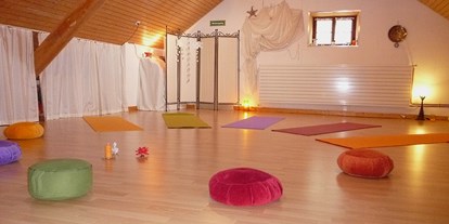 Yogakurs - geeignet für: Anfänger - Schweiz - Kursraum - Yoga SatNam