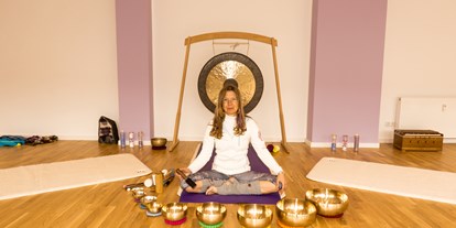 Yogakurs - Kurse mit Förderung durch Krankenkassen - Hilden - Akademie LichtYoga by Manuela Weber - Manuela Weber