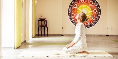 Yogakurs - Art der Yogakurse: Offene Kurse (Einstieg jederzeit möglich) - Bocholt - Stefanie Legeland