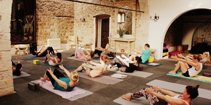 Yogakurs - Weitere Angebote: Yogalehrer Ausbildungen - Innviertel - Yogadani