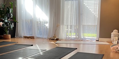 Yogakurs - Erreichbarkeit: gut mit dem Bus - YOGASTUDIOS kerstin.yoga & bine.yoga HAHNheim|HARXheim|ONline
