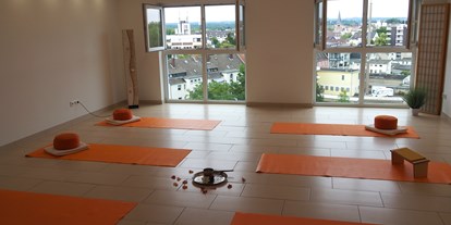 Yogakurs - Ausstattung: Umkleide - Hilden - Yoga & Meditation Sabine Onkelbach