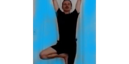 Yogakurs - Yogastil: Iyengar Yoga - Bayern - Vrksasana, der Baum
Felix Fast Yoga
Online und in Bayreuth - Felix Fast Yoga