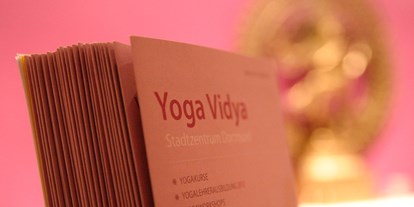 Yogakurs - Mitglied im Yoga-Verband: BYAT (Der Berufsverband der Yoga und Ayurveda Therapeuten) - Nordrhein-Westfalen - Foyer - Yoga Vidya Dortmund