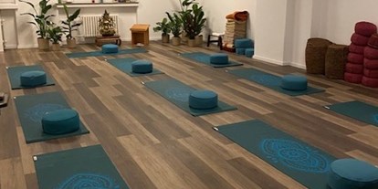 Yogakurs - spezielle Yogaangebote: Meditationskurse - Duisburg - Michaela Molls