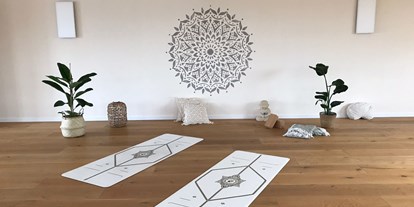 Yogakurs - Ausstattung: kostenloses WLAN - Köln, Bonn, Eifel ... - Powerhouse Studio für Pilates und Yoga