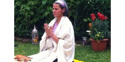 Yogakurs - Yoga-Inhalte: Pranayama (Atemübungen) - Yogalehrer/innen-Ausbildung im Mosaiksystem Marion Grimm-Rautenberg (c) - MediYogaSchule (c)