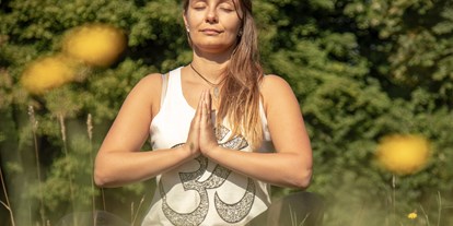 Yogakurs - Ambiente: Große Räumlichkeiten - Yogalehrer*in Ausbildung 4-Wochen intensiv