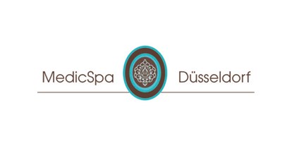 Yogakurs - vorhandenes Yogazubehör: Decken - Düsseldorf - Logo - Jutta Issler - MedicSpa Düsseldorf