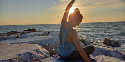 Yogakurs - vorhandenes Yogazubehör: Decken - Österreich - Katalin Franz - yinsight yoga