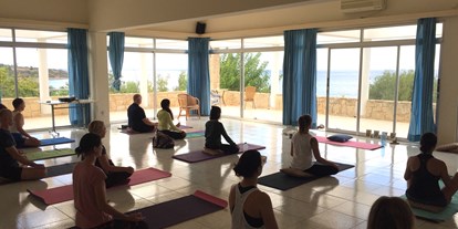Yogakurs - Ambiente: Modern - be better YOGA Lehrerausbildung, Modul B/20