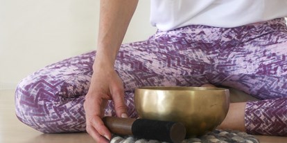 Yogakurs - Erfahrung im Unterrichten: > 750 Yoga-Kurse - BeHappYoga