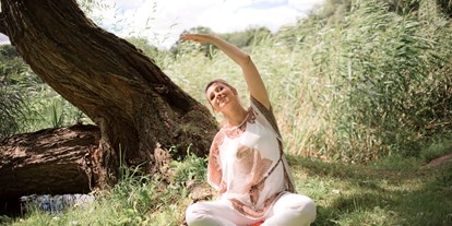 Yogakurs - Art der Yogakurse: Geschlossene Kurse (kein späterer Einstieg möglich) - Ruhrgebiet - Izabela Brehm / Yoga Monheim