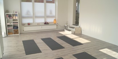 Yogakurs - Yogastil: Yin Yoga - Binnenland - Nika Herzog-Krieger, Soulgym Lübeck